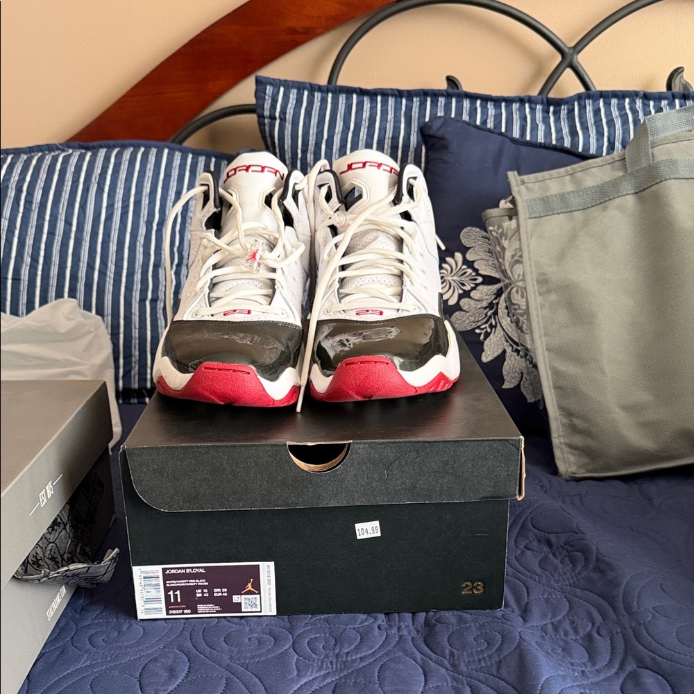 Jordan Athletic Shoes White Black Red Accents